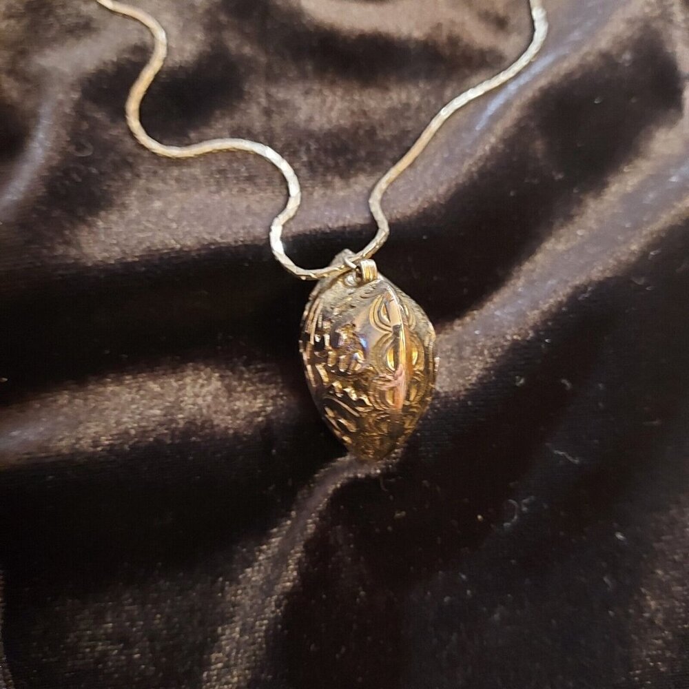 Heart Pendant 80's Tooled Puffed Pewter Silver Color Necklace & Earrings - Picture 6 of 12